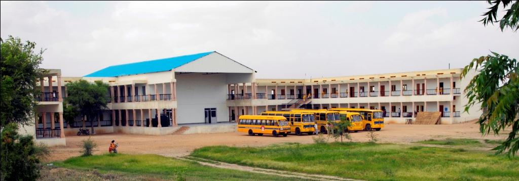 Jadan_School_building