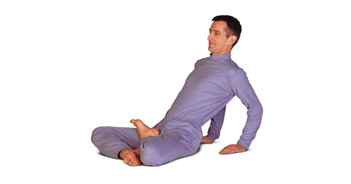 Asanas et exercices pour renforcer les cordes vocales et améliorer l