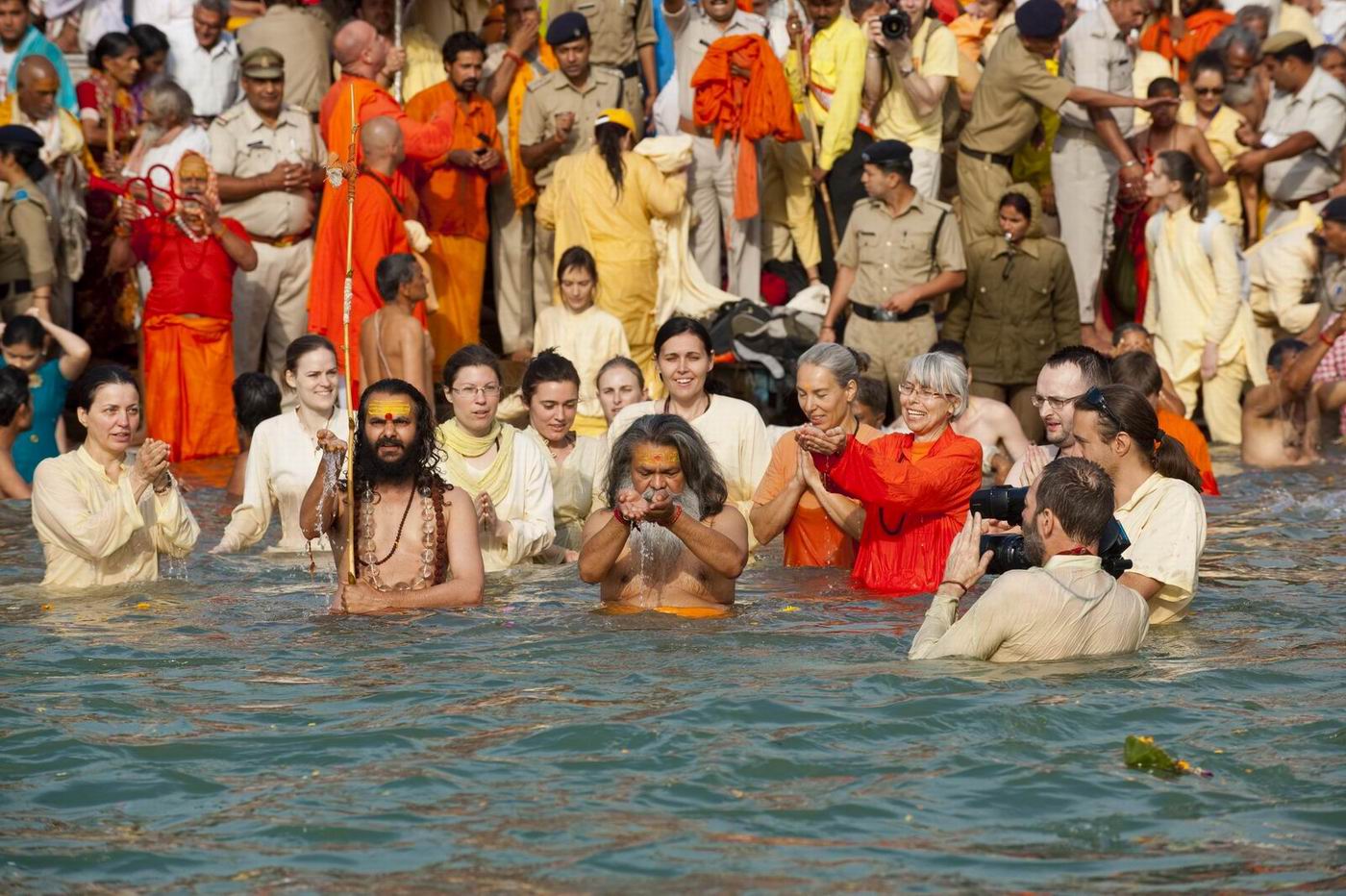 Shnan_in_Haridwar_D3Y9092_1_resize