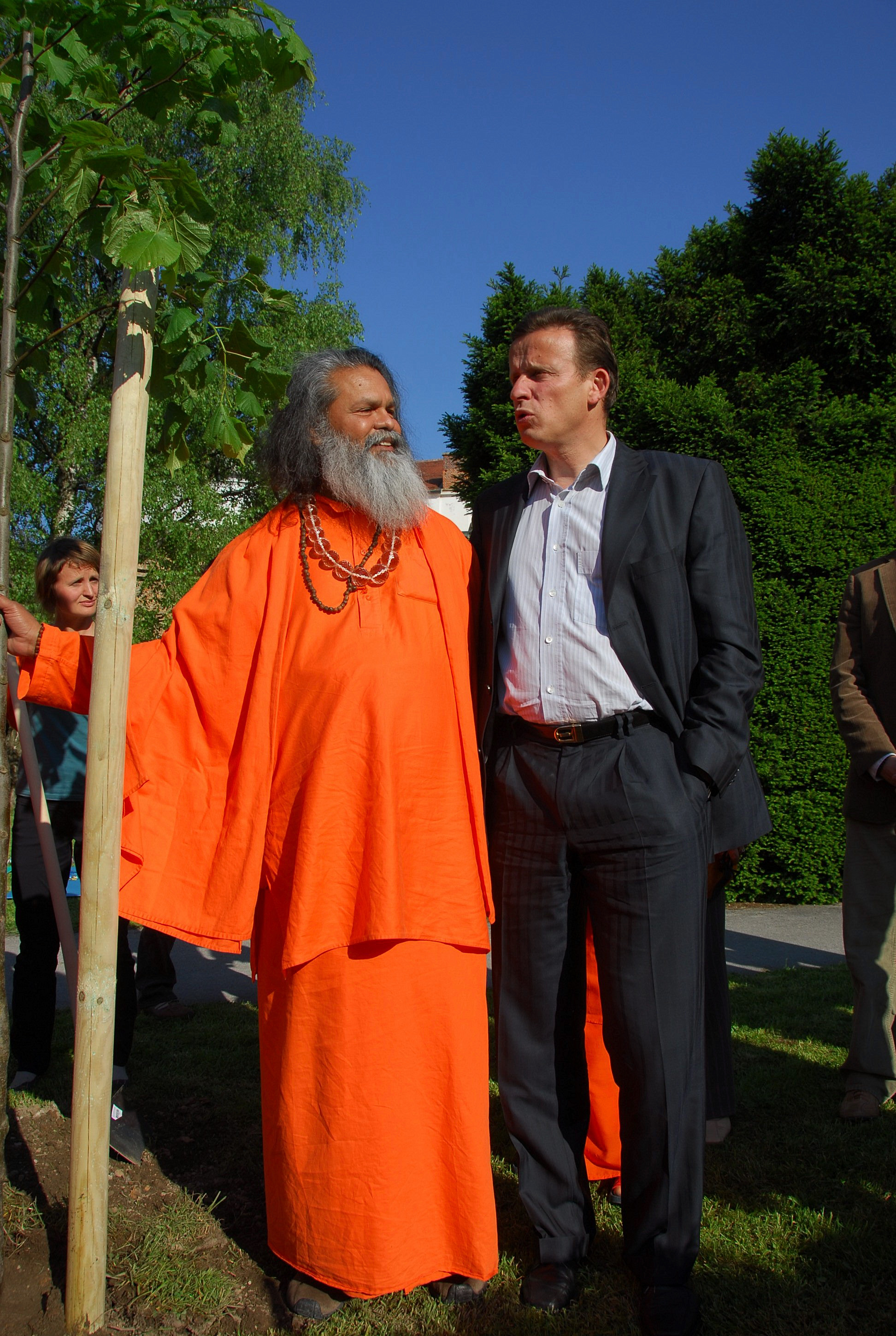 Celje: planting of a peace tree with the Mayor Bojan Šrot