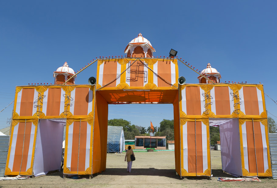 Daily life in the YIDL Camp at Kumbha Mela, Ujjain 2016