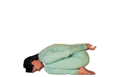 4 – 8 Yoga Mudra Előrehajlás sarokülésben